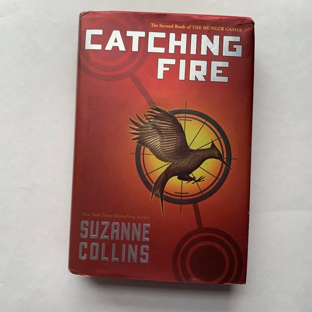 Catching Fire by Suzanne Collins Book